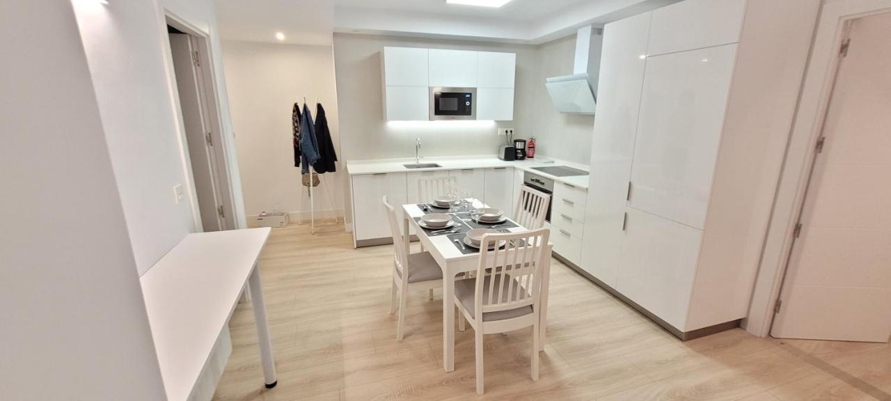 Cozy White Home in Getxo Zewnętrze zdjęcie